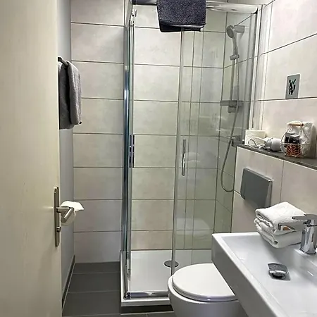 Kellermann Bed & Breakfast 3*